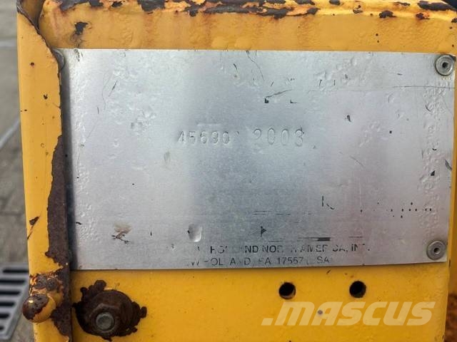 New Holland Graspickup Ostali stroji in oprema za živino