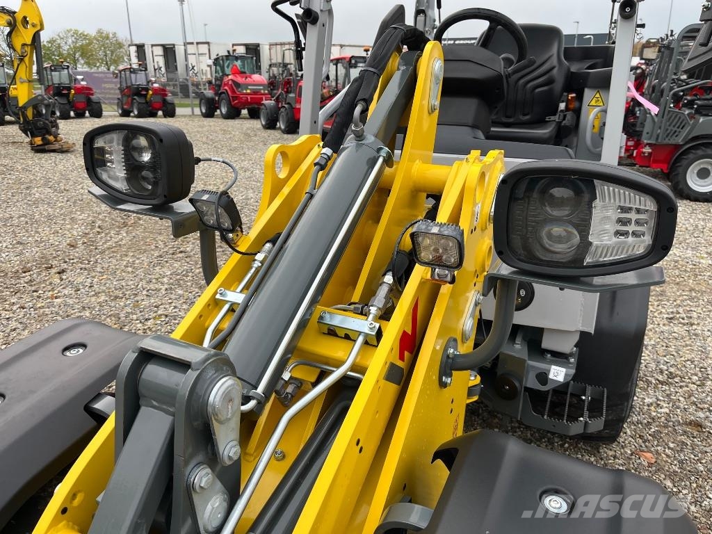Wacker Neuson WL 28 Mini homlokrakodók