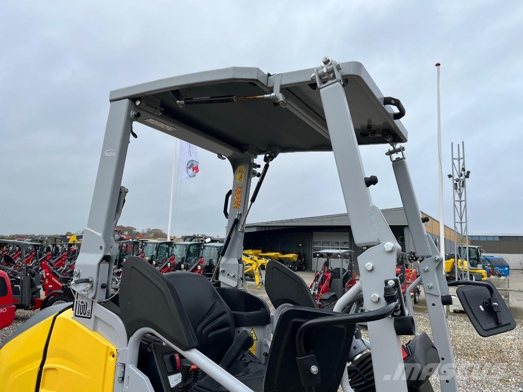 Wacker Neuson WL 28 Mini homlokrakodók