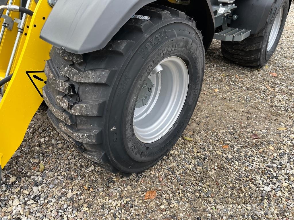 Wacker Neuson WL 28 Mini homlokrakodók