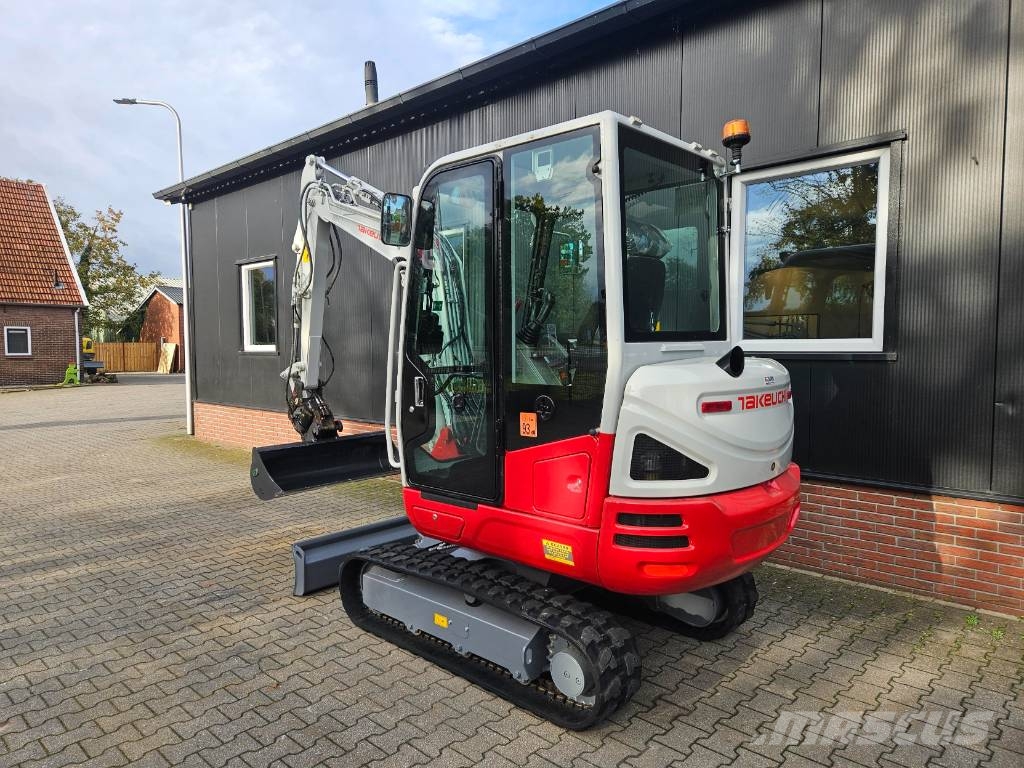 Takeuchi TB 230 Mini ekskavatoriai < 7 t
