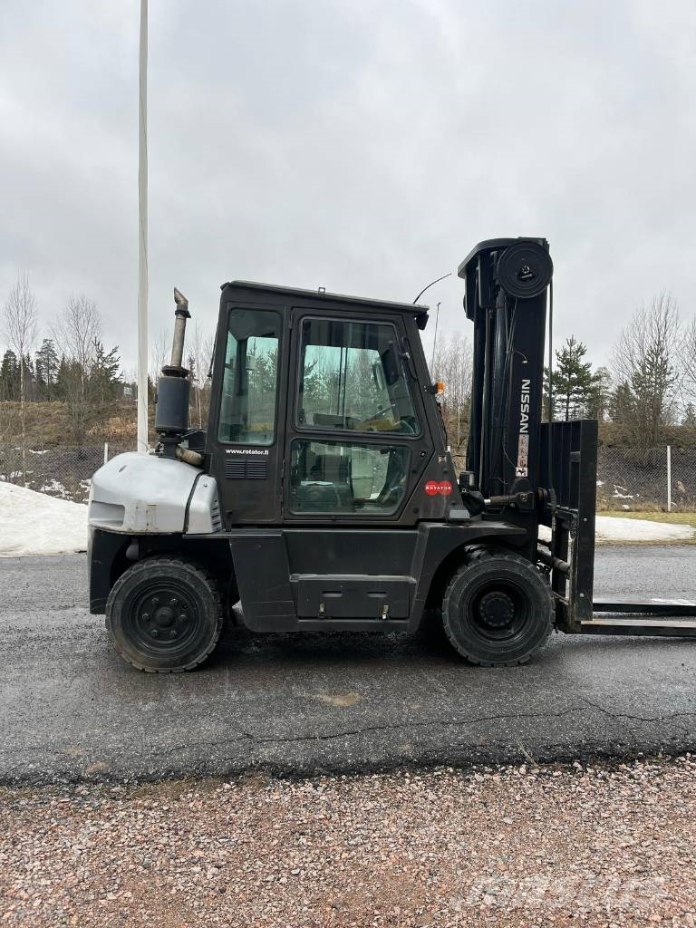 Nissan L1 F6 F70 Y Diesel Trucker