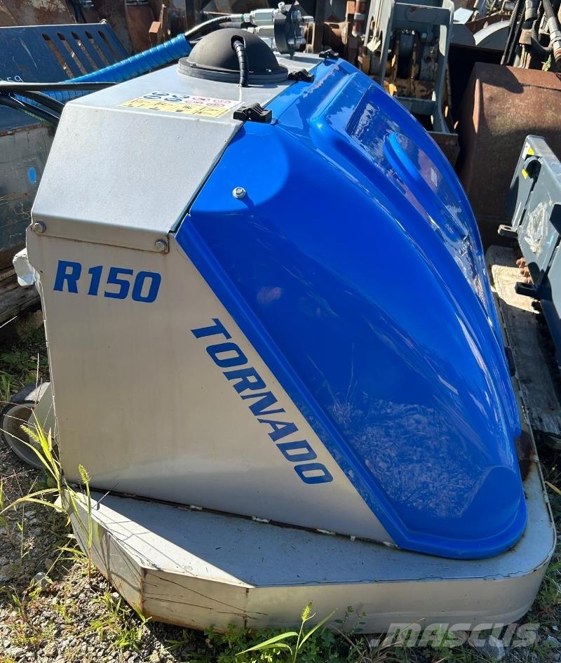 Multione Tornado Rasenmäher 150 CM 2 其他農業機械