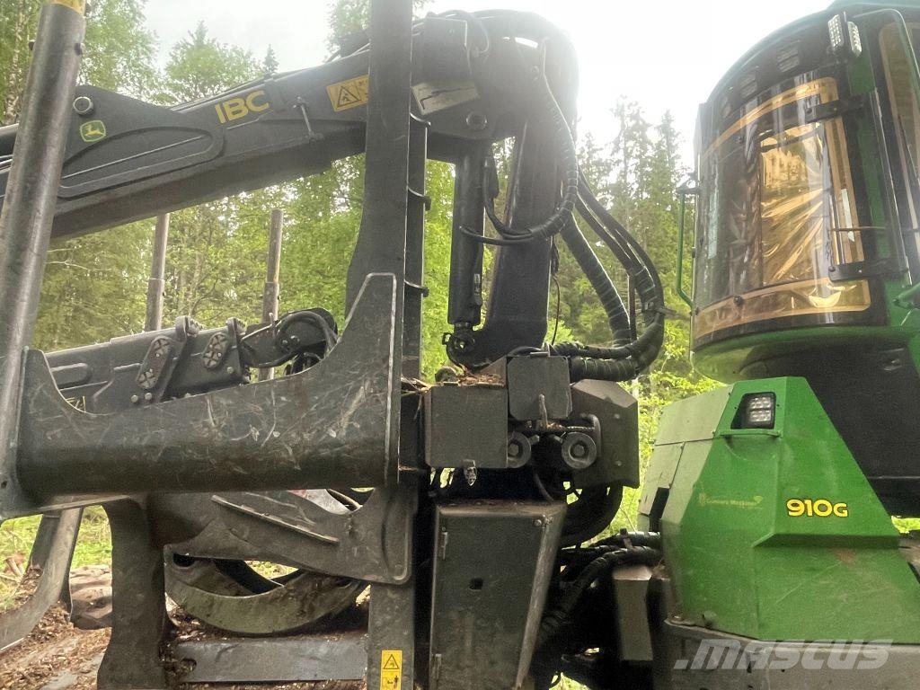 John Deere 910G Lassbærere