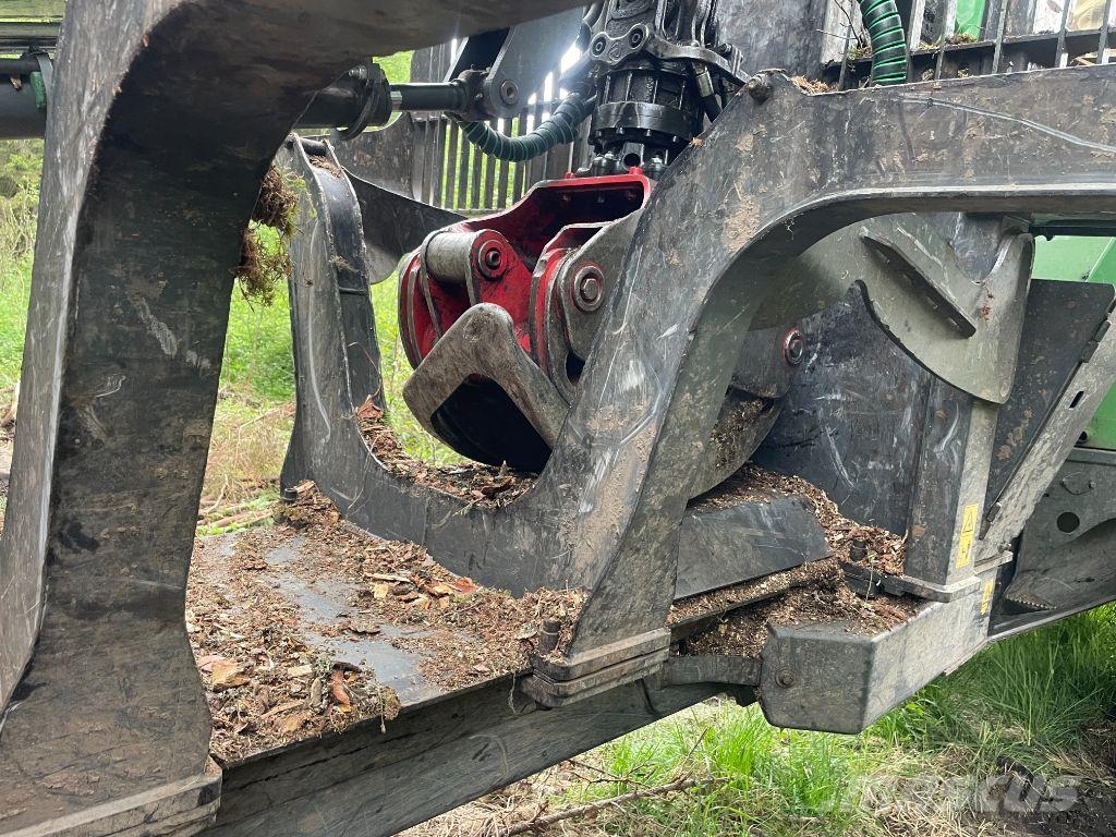 John Deere 910G Lassbærere