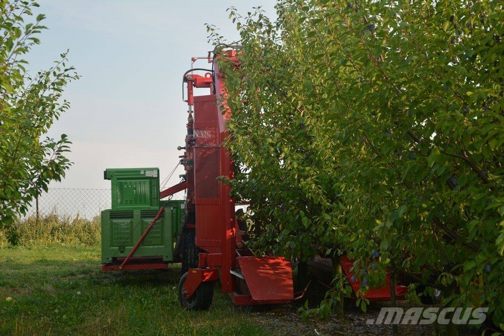 Weremczuk Kombajn do wiśni, śliw, jabłek FELIX Z zaczepiany Maskiner - Oliven innhøsting