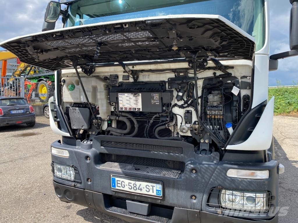 Iveco STRALIS 360 e6 A Réparer Veículos de recuperação