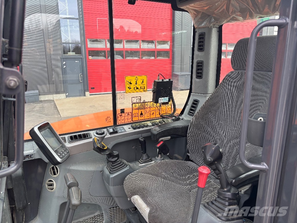 Doosan DX 62 R / Myyty, Sold Mini excavators < 7t (Mini diggers)
