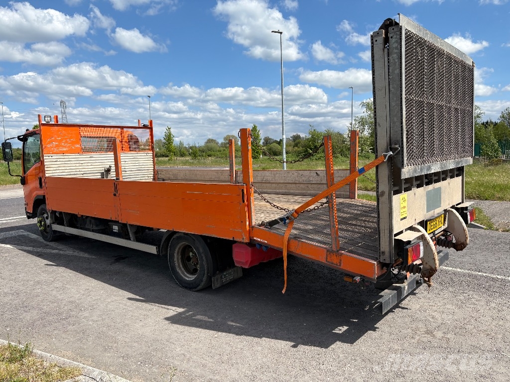 Isuzu N 75.190 Camiones portamaquinaria