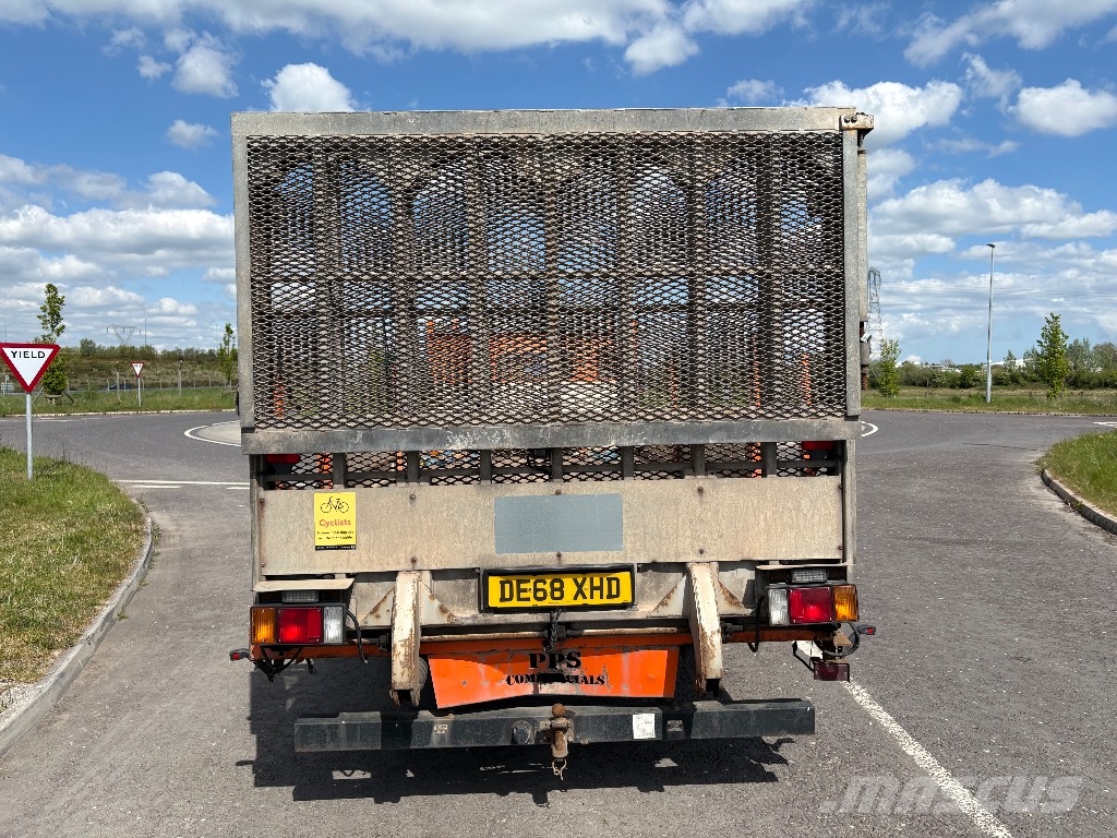 Isuzu N 75.190 Camiones portamaquinaria