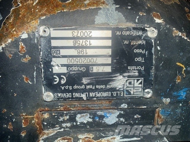 Liebherr Liebherr 7,5T ZBLOCZE / BABY BLOCK Запчасти для кранов