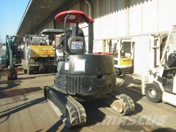 Komatsu PC30UU-3 Εκσκαφάκι (διαβολάκι) < 7t