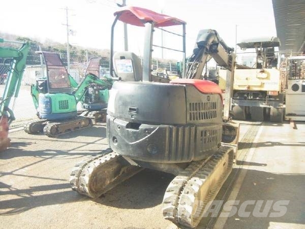 Komatsu PC30UU-3 Εκσκαφάκι (διαβολάκι) < 7t