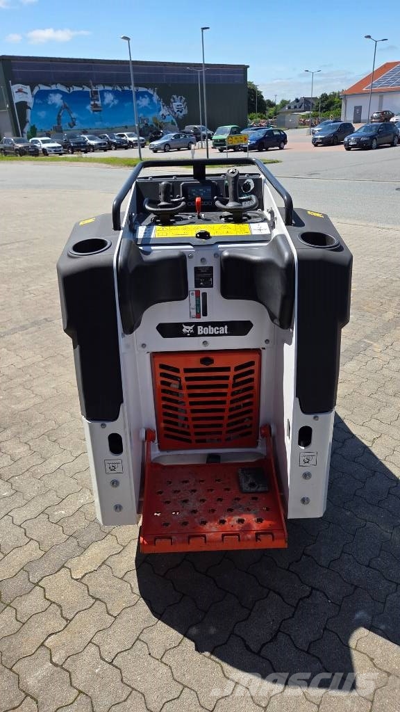 Bobcat MT 120 Малі навантажувачі