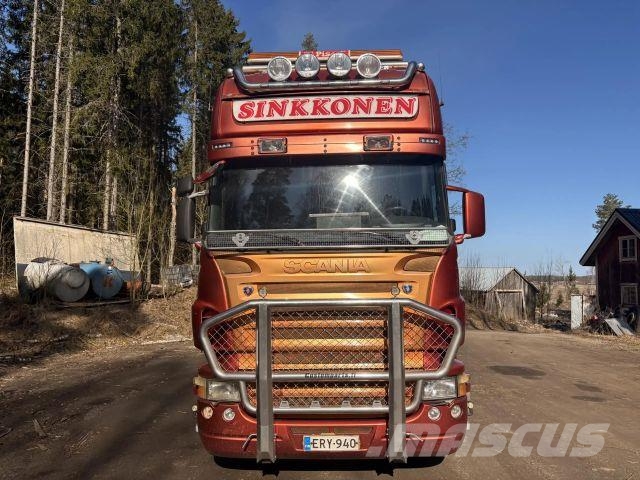 Scania R500 6x2 rättikapelli Camión con caja abierta