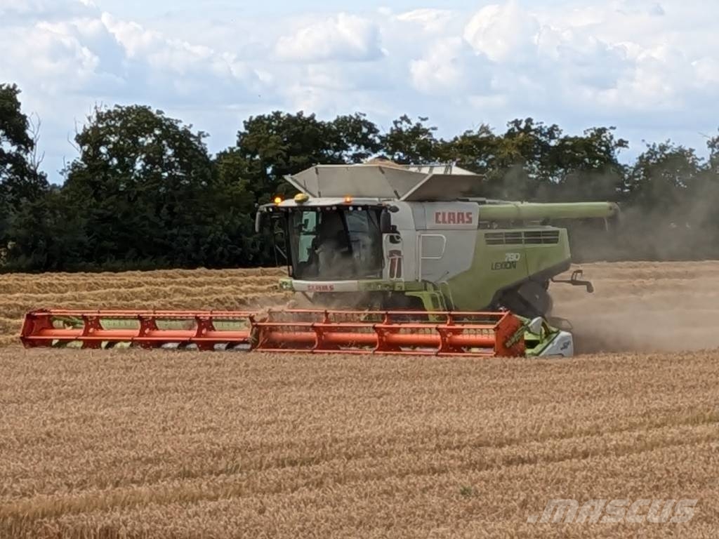 CLAAS Lexion 780 TerraTrac Moissonneuse batteuse
