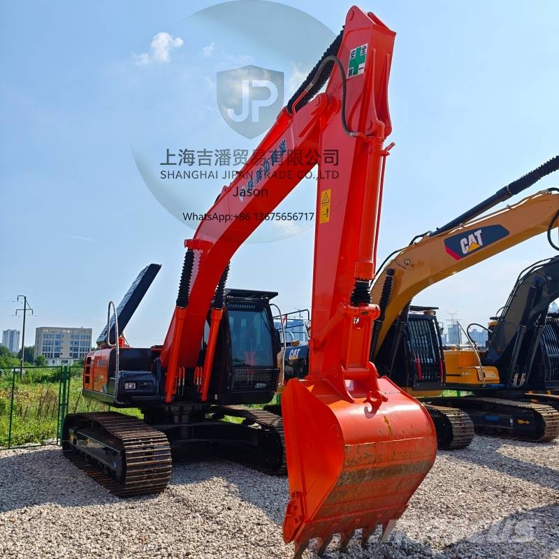 Hitachi ZX 210 Gravemaskiner på larvebånd