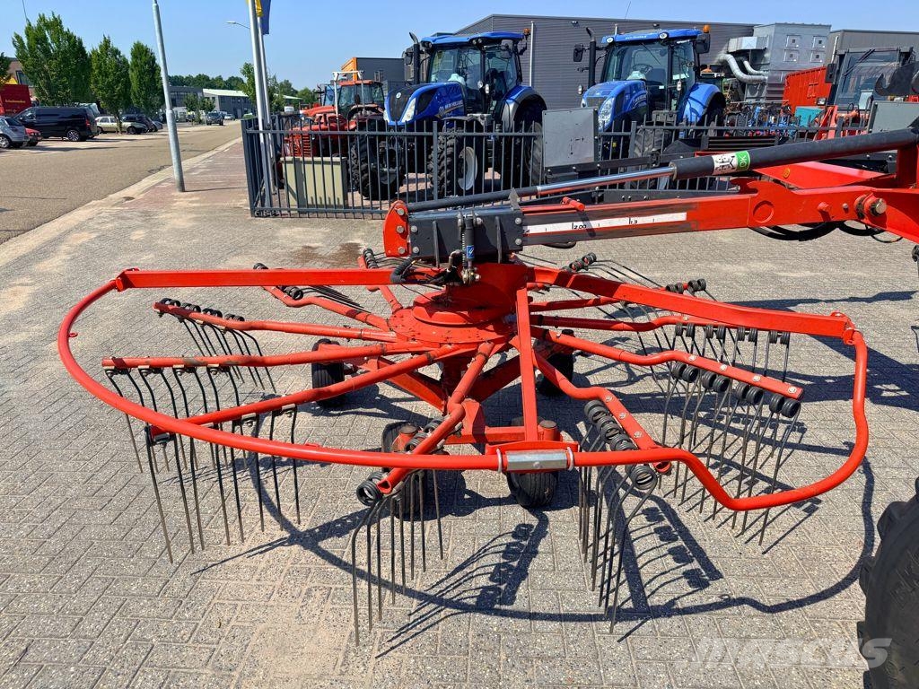 Kuhn GA13131 4-Rotorhark Karhottimet