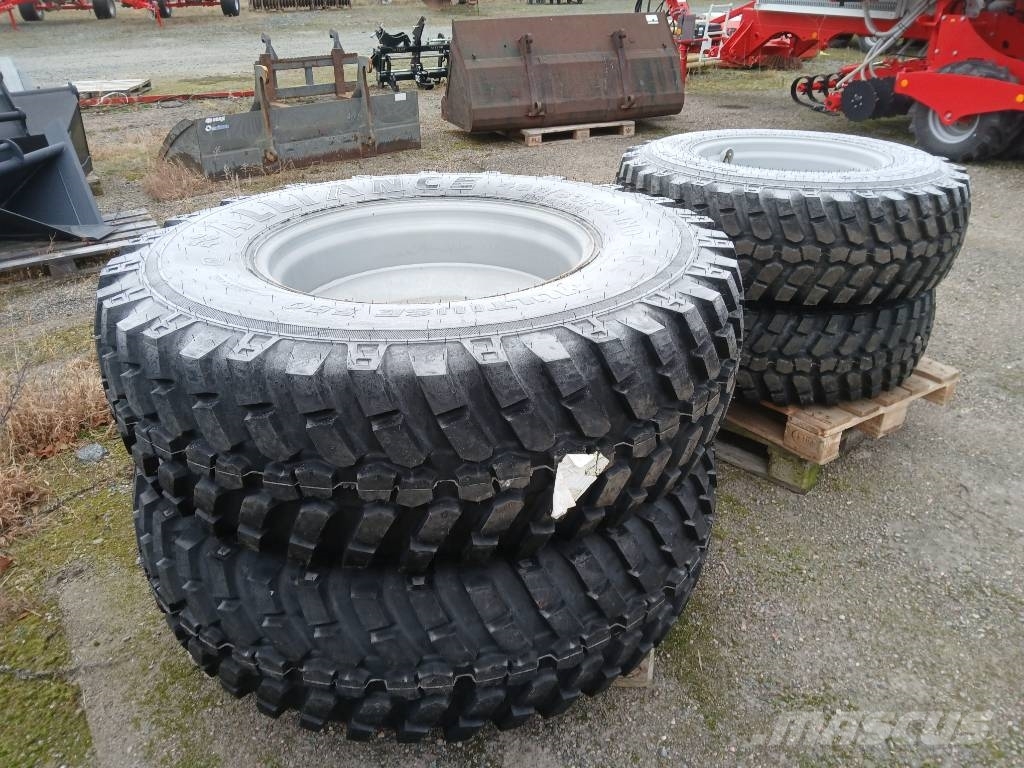 Alliance Industridäck 480/80/R30 & 360/80/R24 Landbruk - Annet