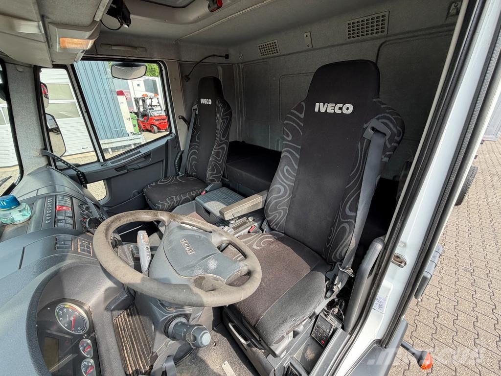 Iveco EuroCargo 120 E22 4x2 Chassis Euro 5 EEV *NL-Truck Fülkés alváz