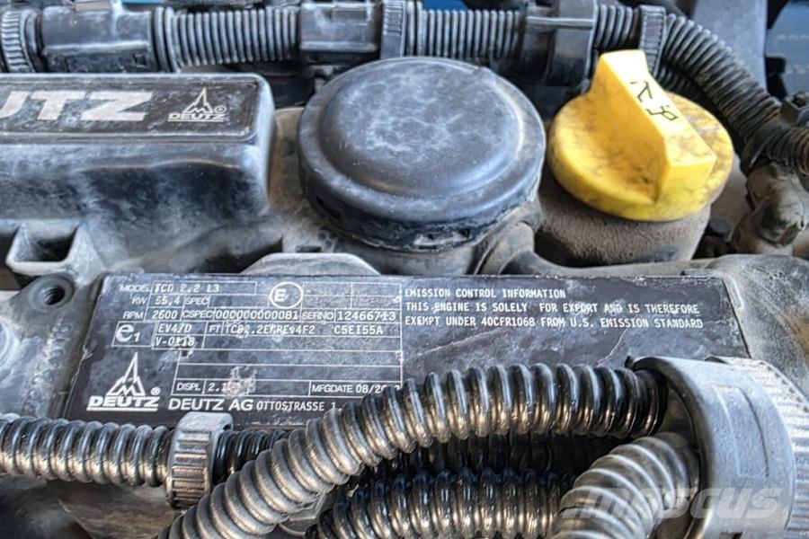 Genie S85XC Valid inspection, Diesel, 4x4 Drive, 28m Wor 견인식 전동이동 리프트