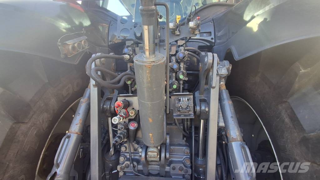 Valtra Q 305 Traktorit