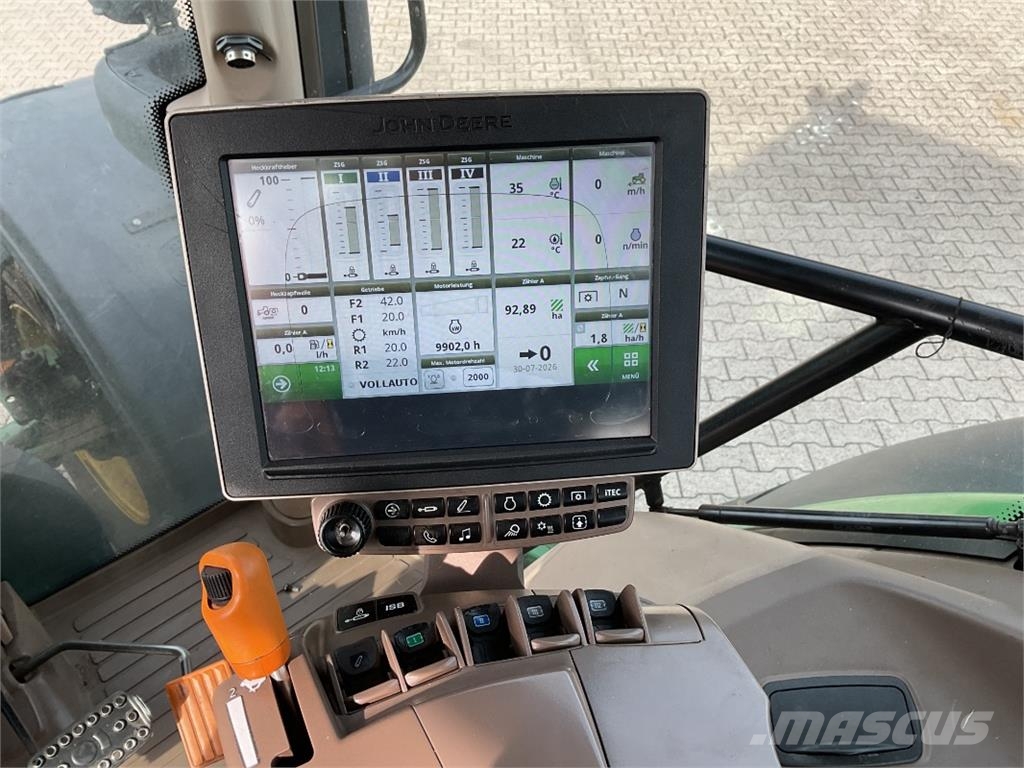 John Deere 6215R Traktoren