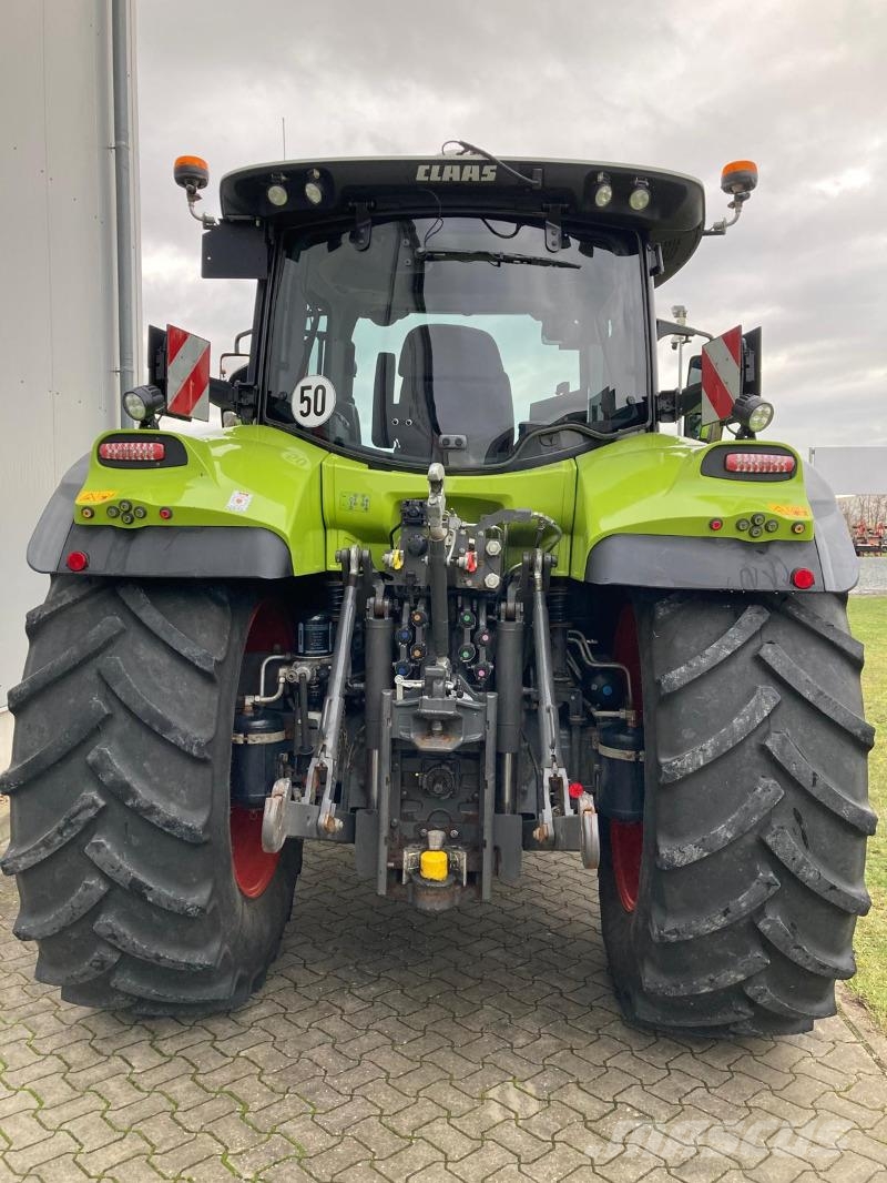CLAAS Arion 660 CMATIC CEBIS ماكينات زراعية - غير ذلك