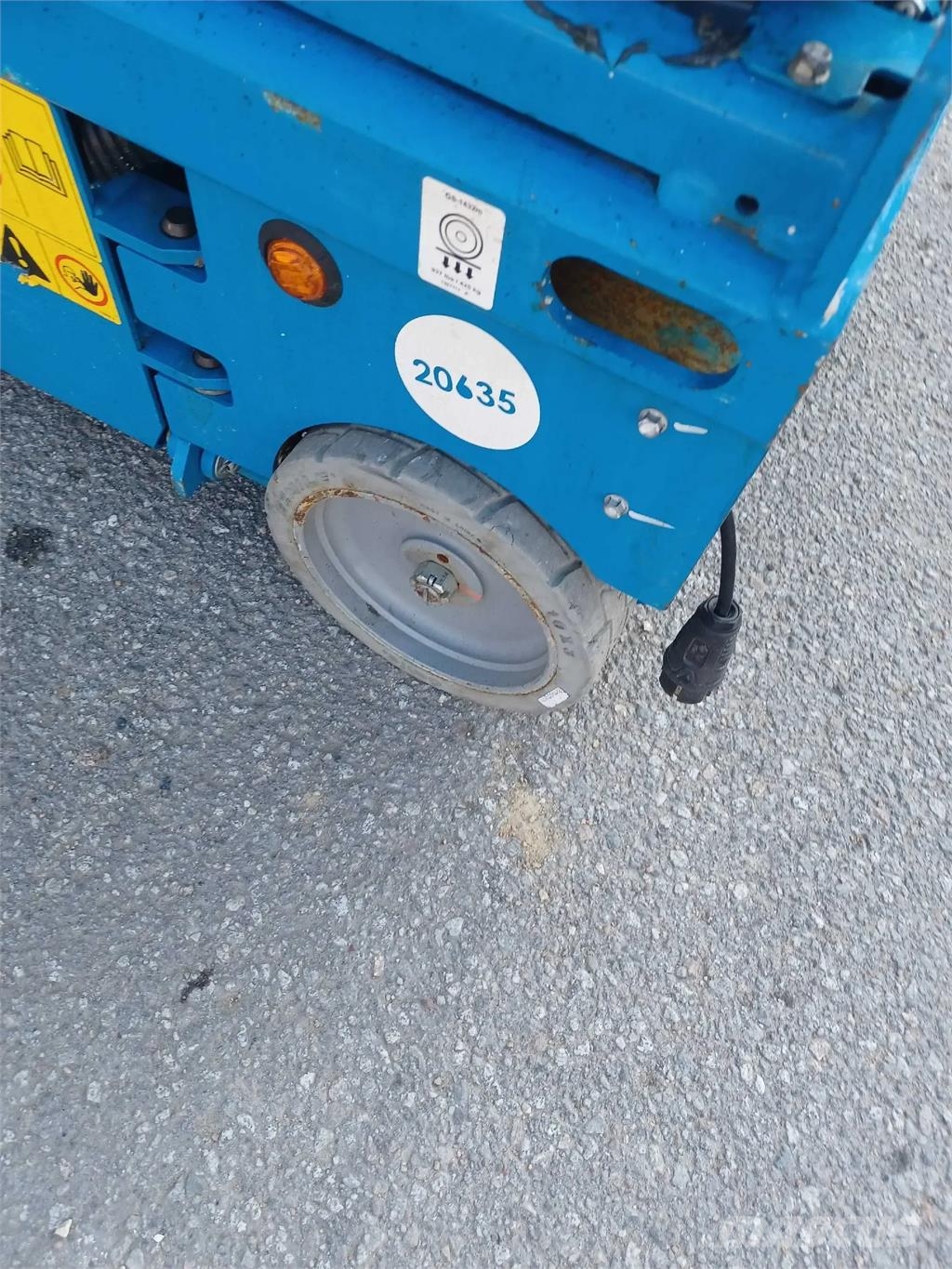 Genie GS 1432m Šķerveida pacēlāji