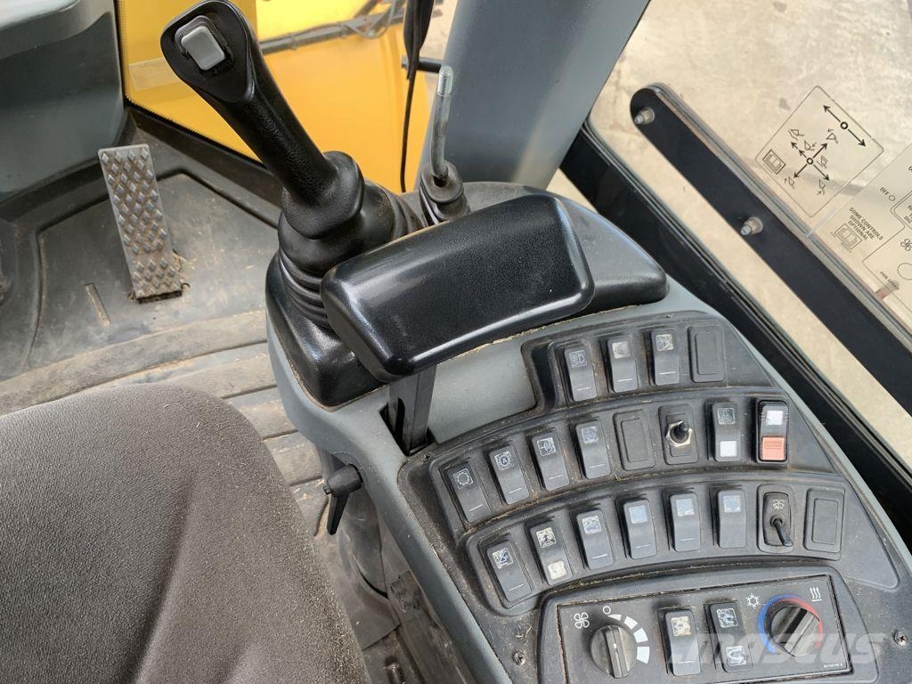 New Holland W130C Φορτωτές με λάστιχα (Τροχοφόροι)