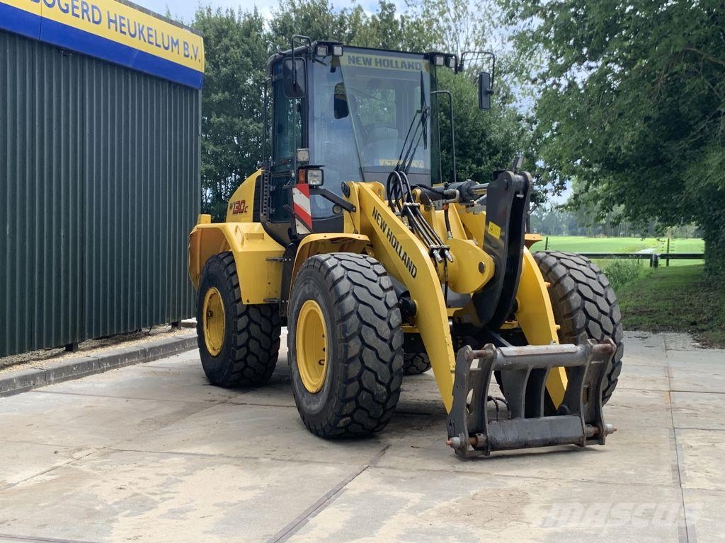 New Holland W130C Φορτωτές με λάστιχα (Τροχοφόροι)