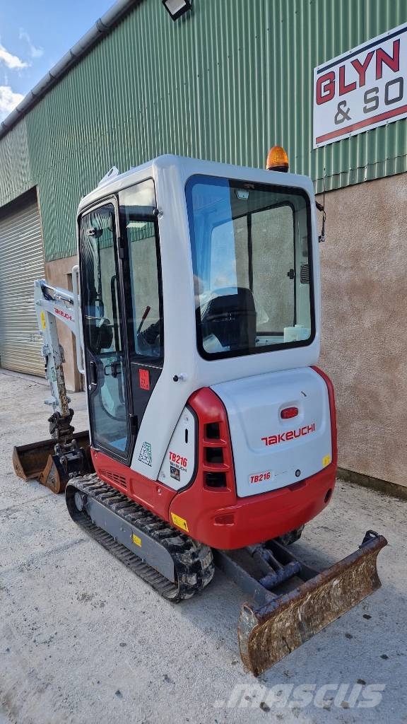 Takeuchi TB 216 A Minigravere <7t