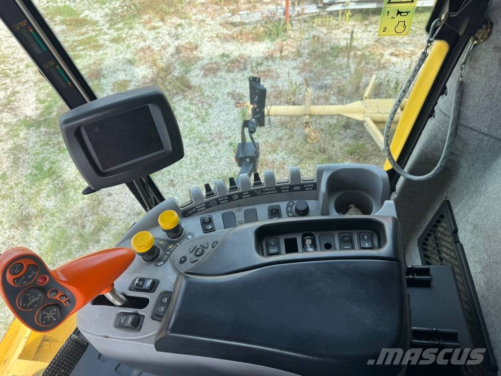 New Holland CR 960 Sklízecí mlátičky