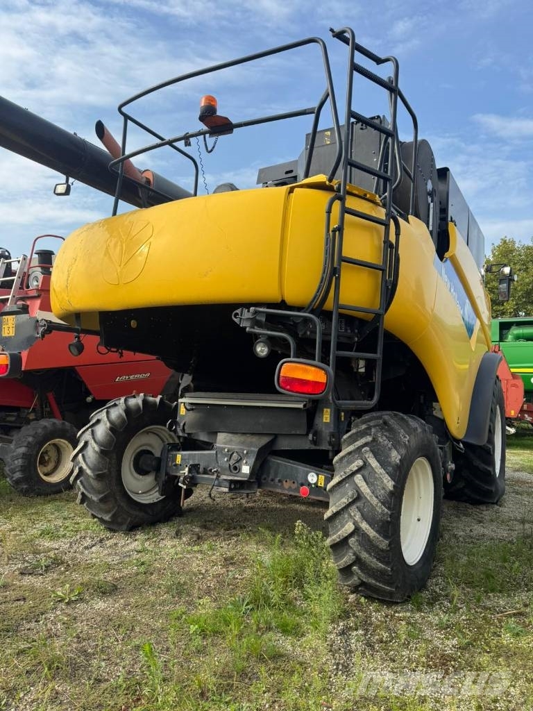 New Holland CR 960 Sklízecí mlátičky