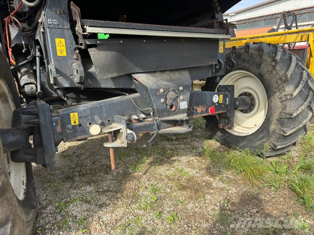 New Holland CR 960 Sklízecí mlátičky
