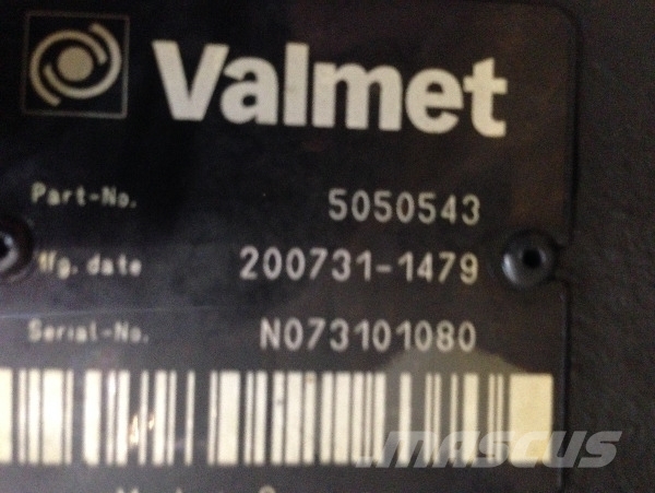 Valmet 941 Transmission pump 5050543 Transmission