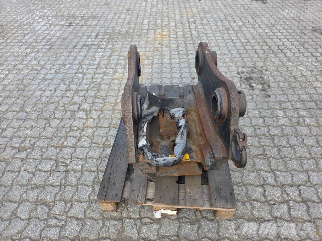 Klepp Mek 884355 – Klepp Mek Hydraulic Quick Coupler Bra موصلات سريعة