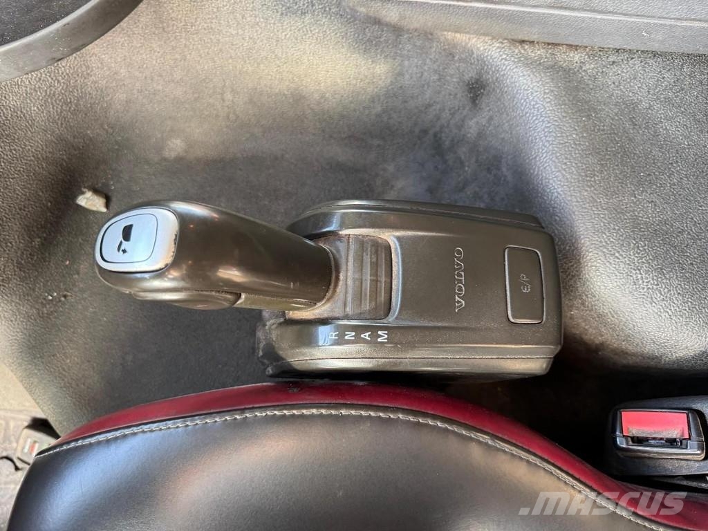 Volvo FM460 8X2 EURO 6 + 24.000 LITERS - 5 COMPARTIMENTS Βυτιοφόρα φορτηγά