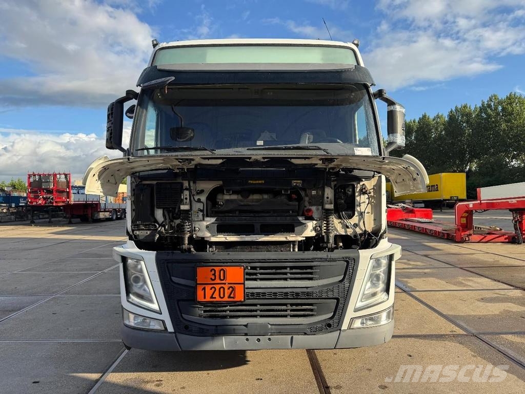 Volvo FM460 8X2 EURO 6 + 24.000 LITERS - 5 COMPARTIMENTS Βυτιοφόρα φορτηγά