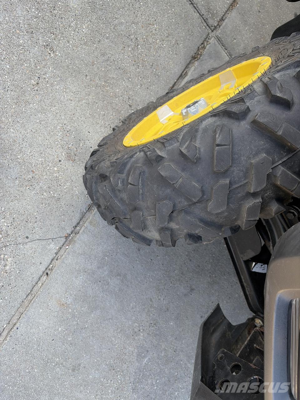 John Deere XUV865M 50km/h ATV