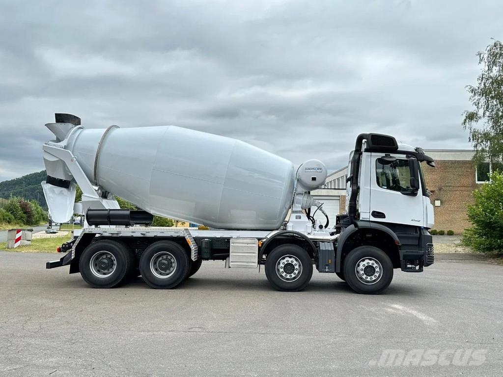 Mercedes-Benz Arocs 4142 Mercedes-Benz AROCS 5 4142 B 8X4 Euro 3 Camiones hormigonera