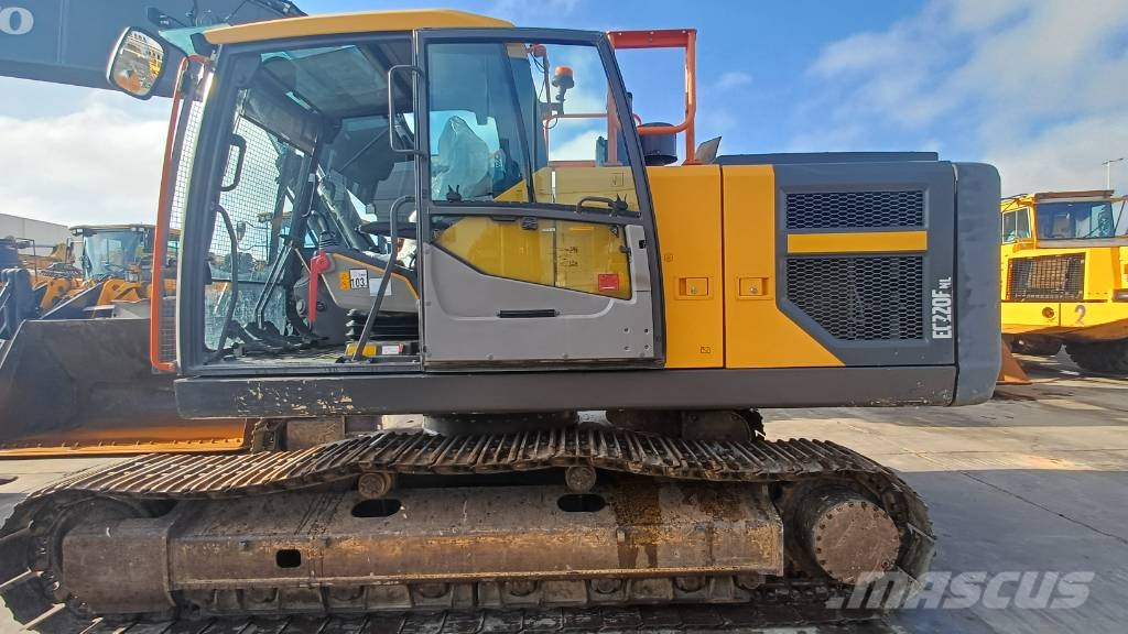 Volvo EC 220 ENL PRECIO A CONSULTAR Гусеничные экскаваторы