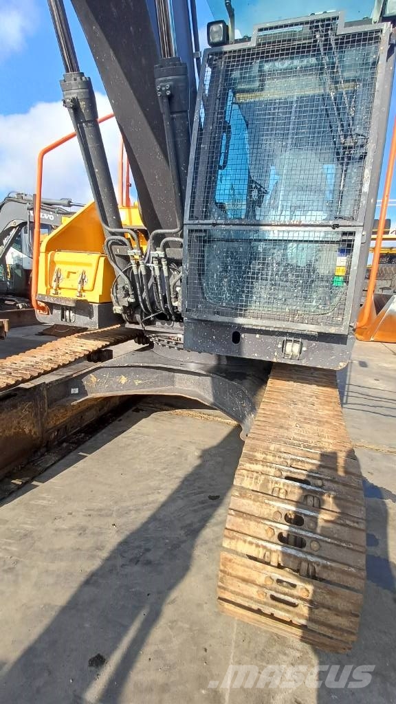 Volvo EC 220 ENL PRECIO A CONSULTAR Гусеничные экскаваторы
