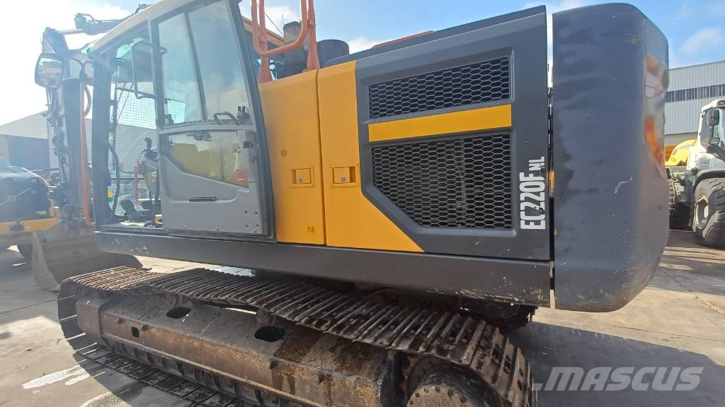 Volvo EC 220 ENL PRECIO A CONSULTAR Гусеничные экскаваторы