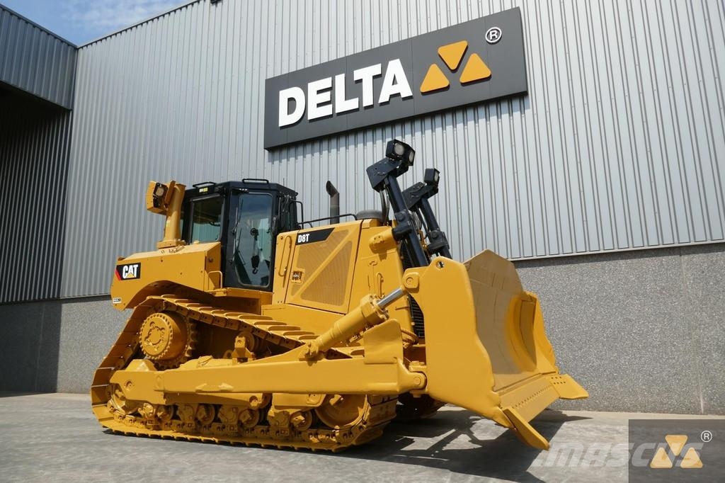 CAT D8T Crawler dozers