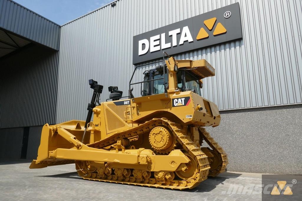 CAT D8T Crawler dozers
