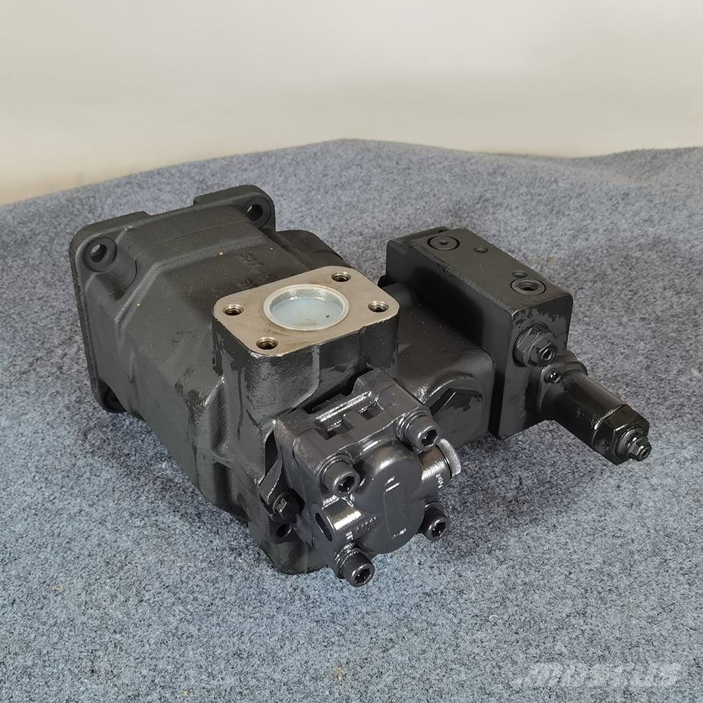 Hitachi 4668462 PVK-3B-725N-5074A Hydraulic Pump ZX65 Transmissie