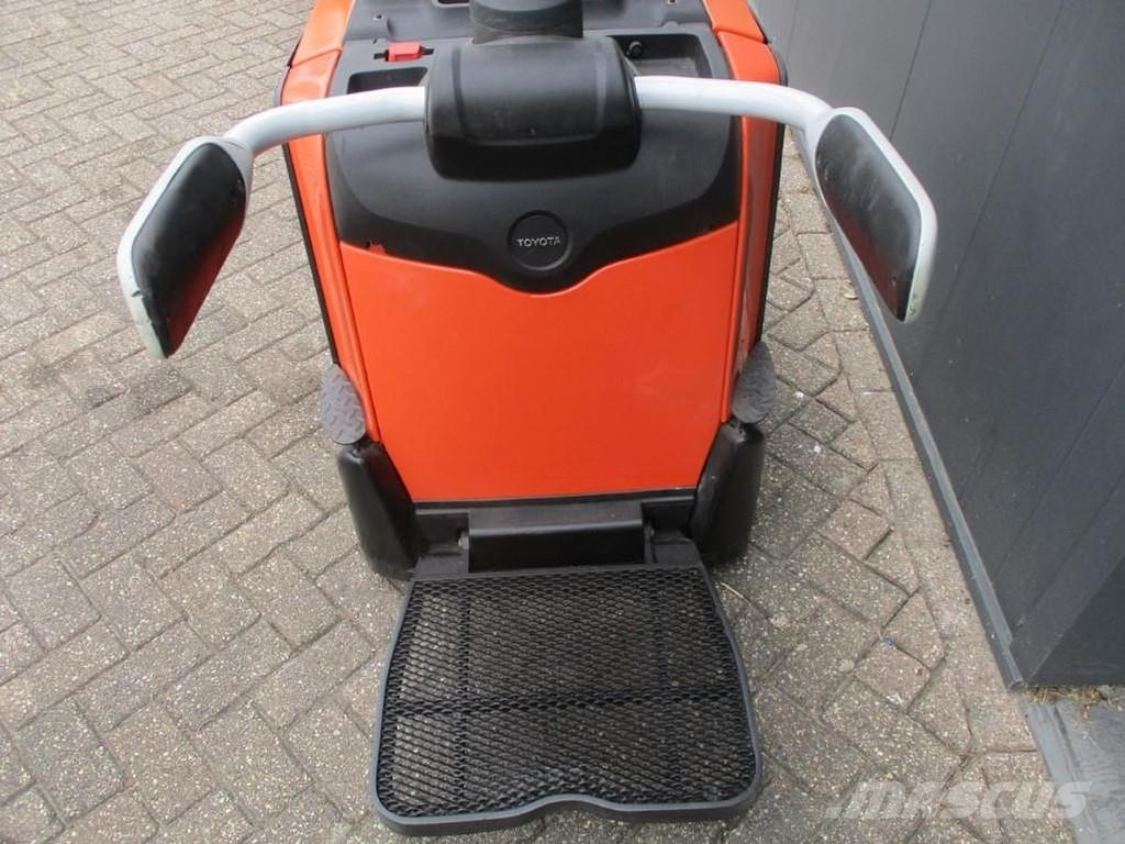 Toyota LPE250 Gabelstapler mit Fahrerstand
