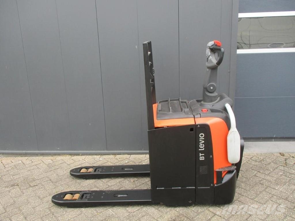 Toyota LPE250 Gabelstapler mit Fahrerstand