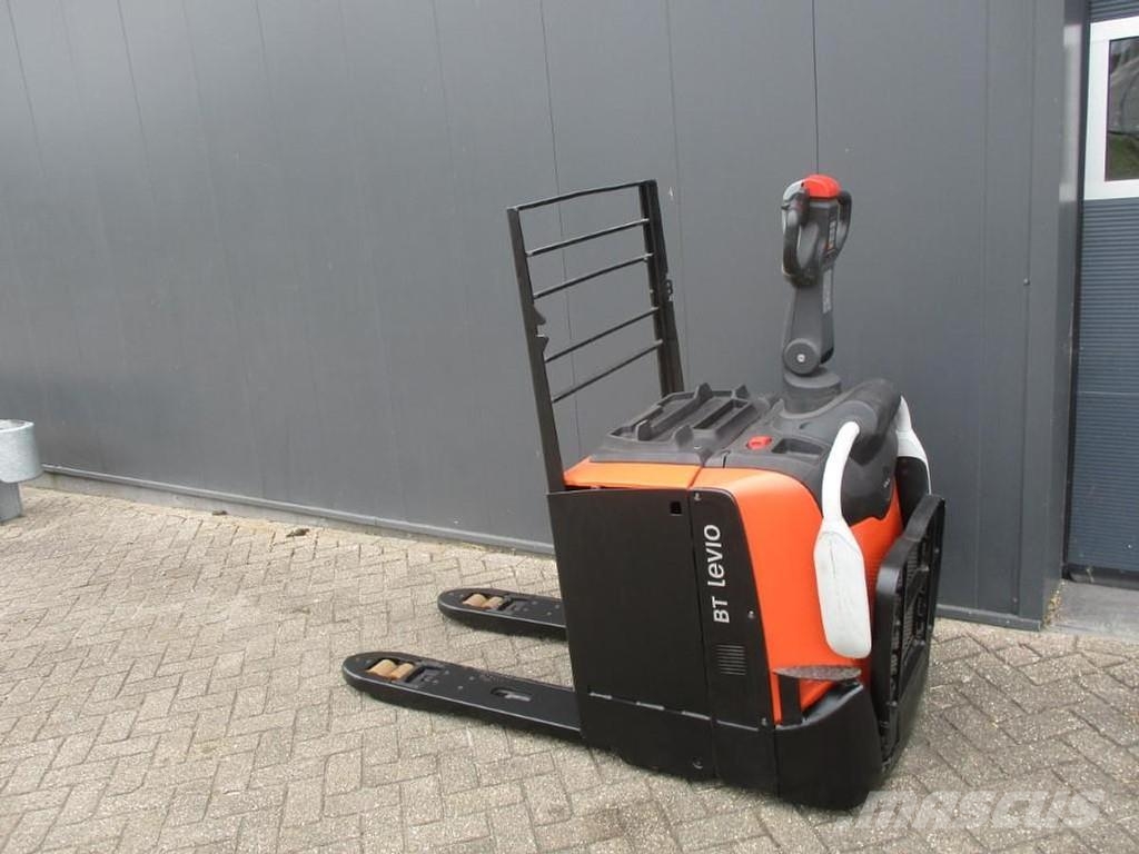 Toyota LPE250 Gabelstapler mit Fahrerstand